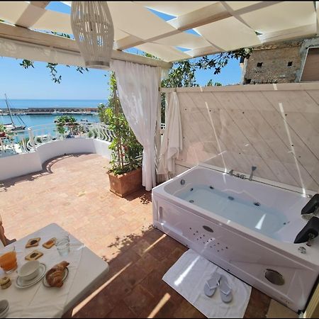 Luxury B&B Suite Jacuzzi Villa Filomena Марина ди Камерота Екстериор снимка