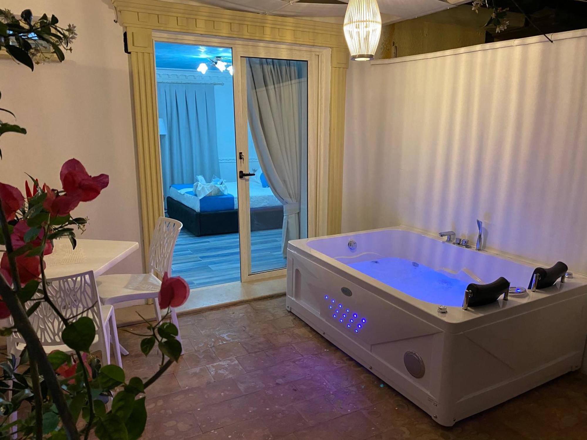 Luxury B&B Suite Jacuzzi Villa Filomena Марина ди Камерота Екстериор снимка